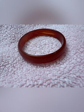 Agate bangle
